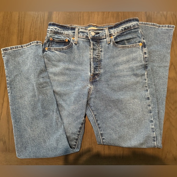 NWOT Levis Wedgie Straight, high-waist, size 30 - Picture 3 of 5